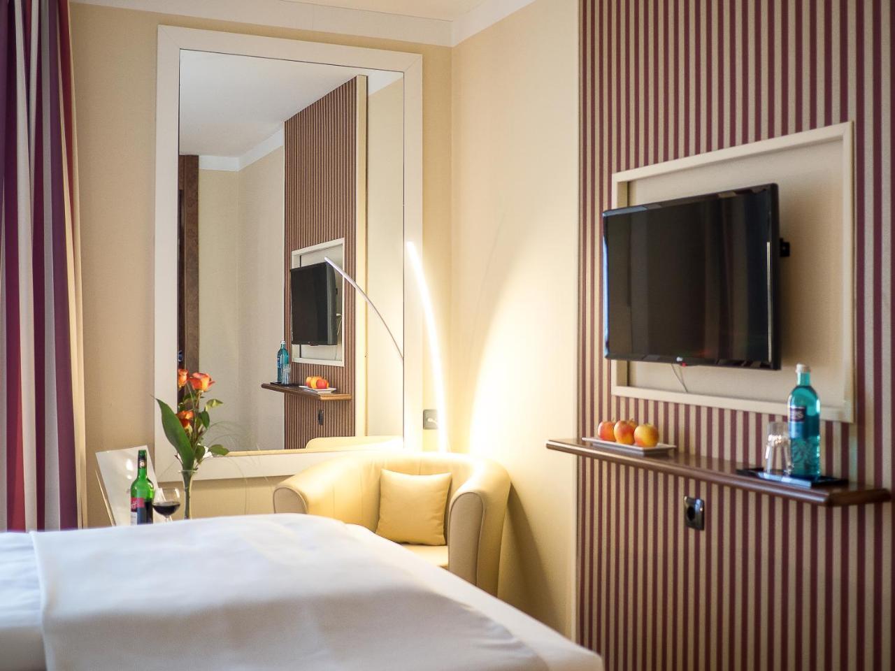 Hotel Primula Troisdorf Eksteriør billede
